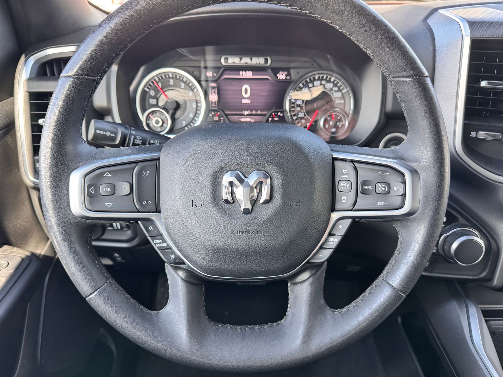 Used 2025 RAM 1500 Big Horn AWD/4WD image 12