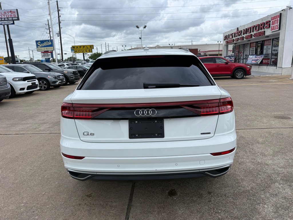 Used 2019 Audi Q8 Premium w/ Convenience Package AWD/4WD image 7