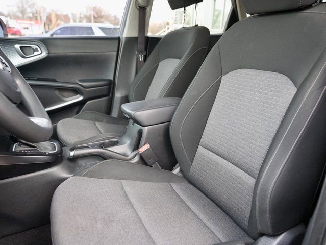Used 2021 Kia Soul S image 13