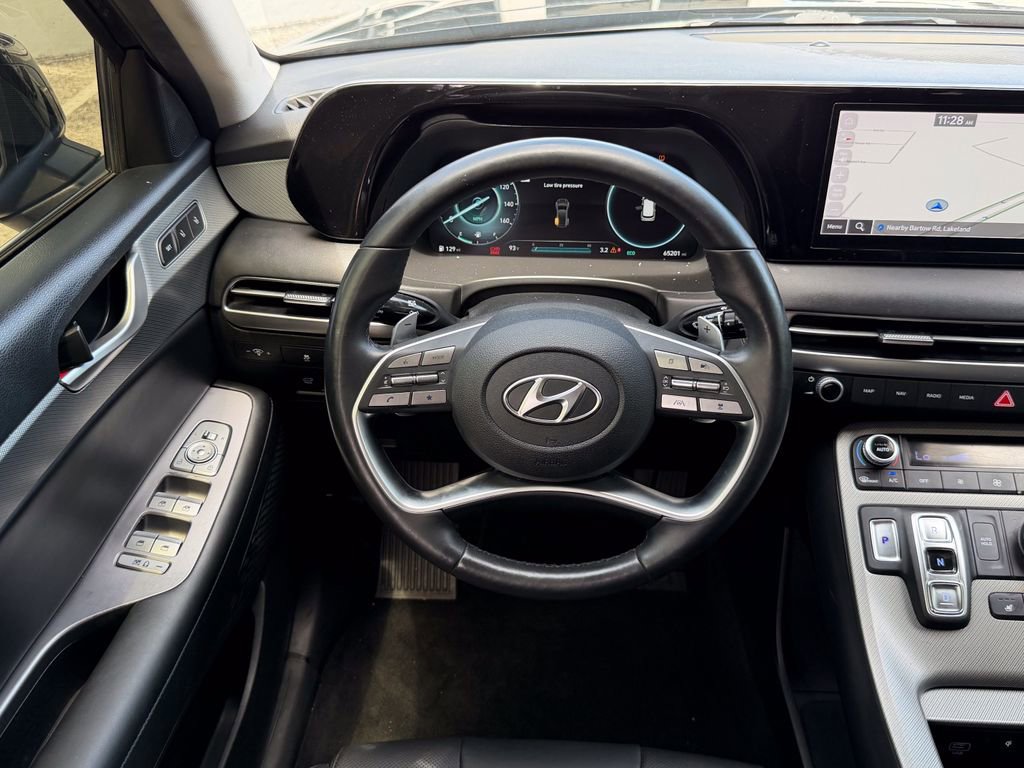Used 2024 Hyundai Palisade SEL w/ Premium Package FWD image 14