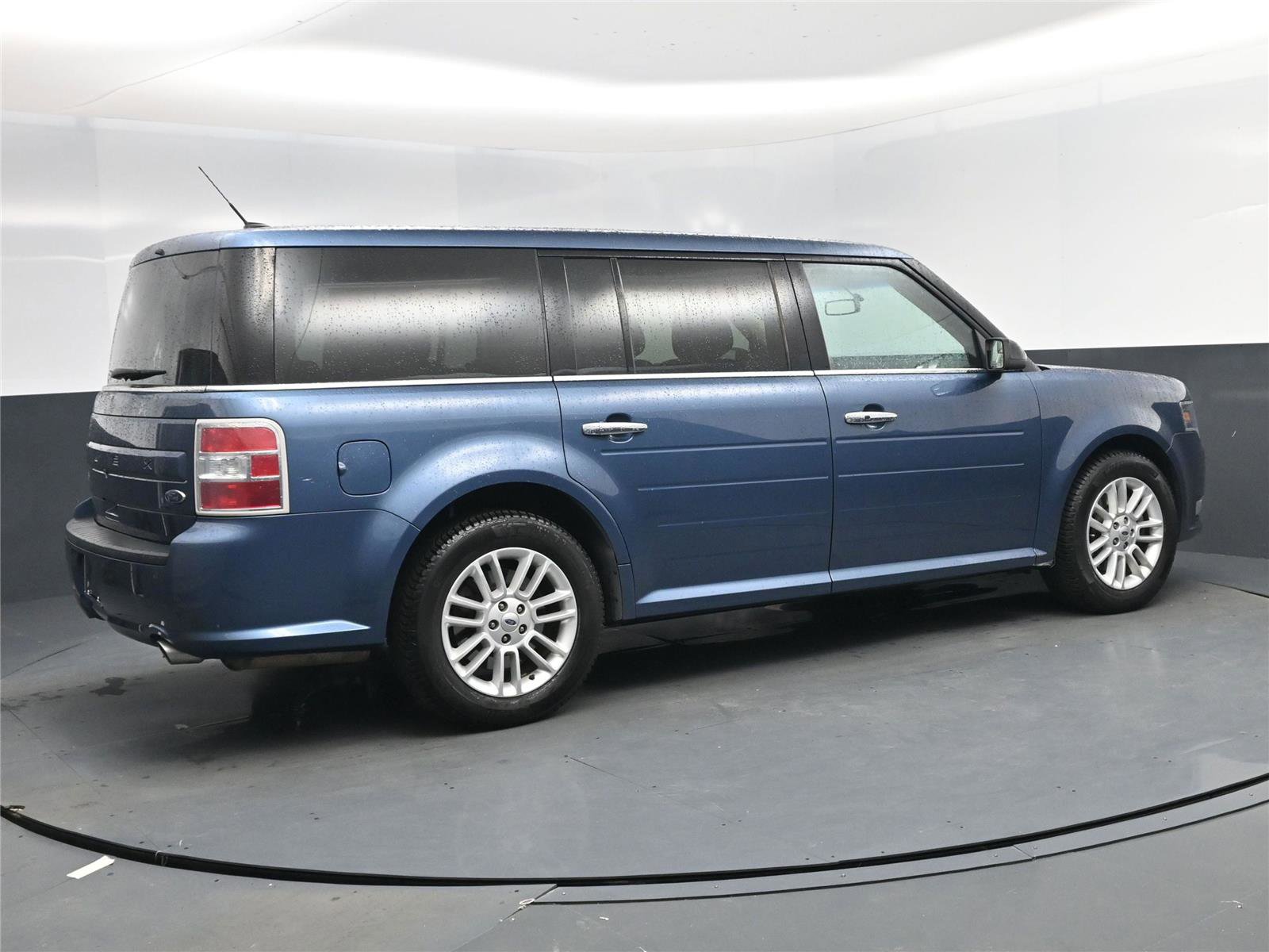 Used 2019 Ford Flex SEL image 4