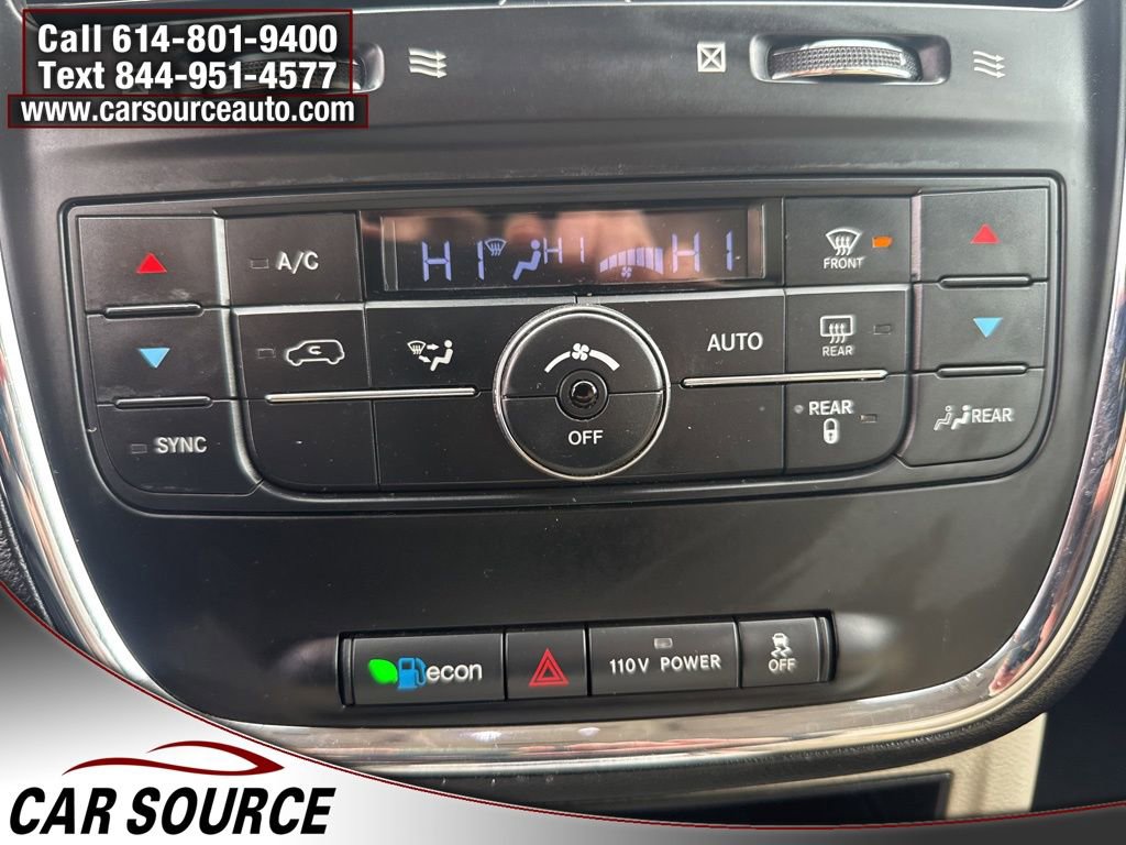 Used 2012 Chrysler Town & Country Touring w/ Entertainment Group #1 image 12