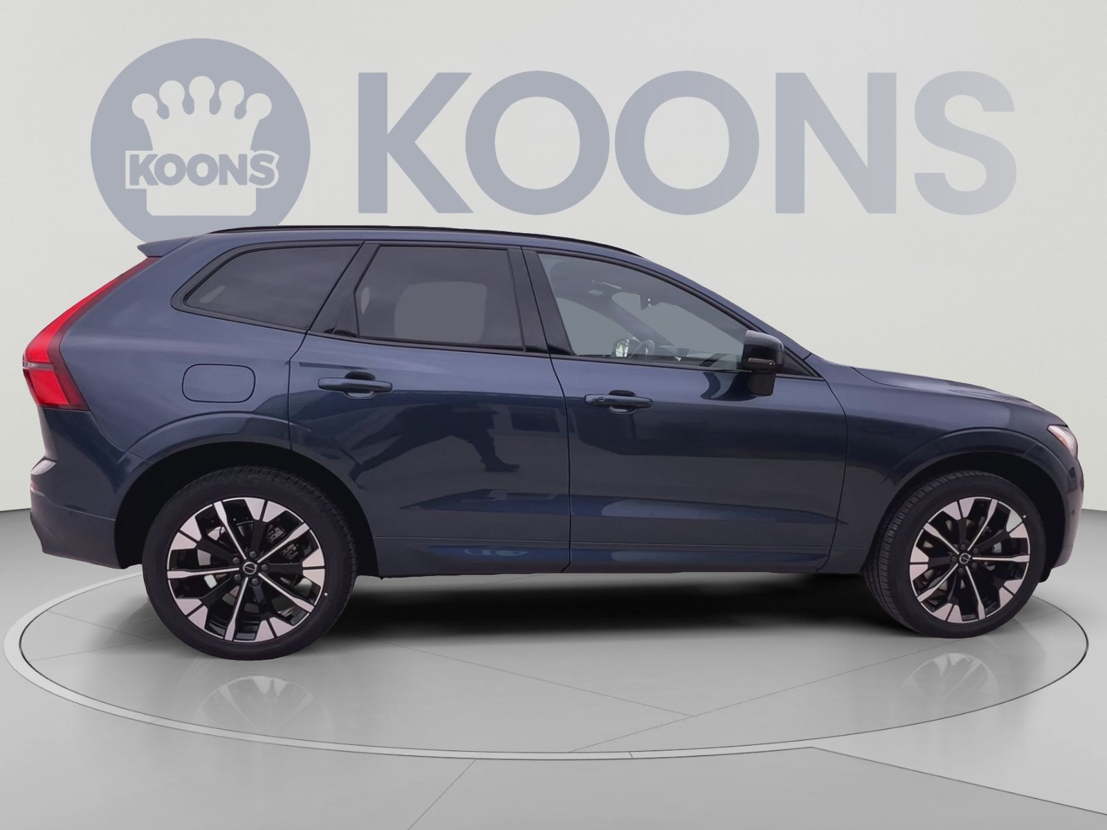 New 2026 Volvo XC60 B5 Plus w/ Climate Package AWD/4WD image 12