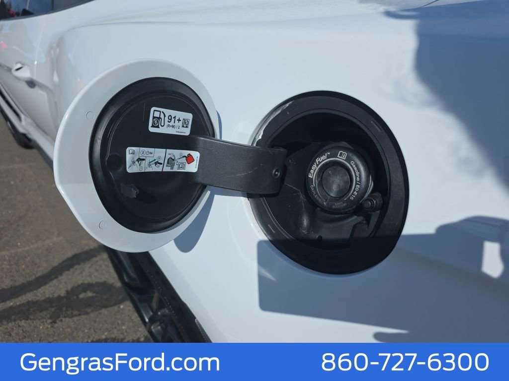 Used 2017 Ford Mustang Shelby GT350 w/ Electronics Package image 15