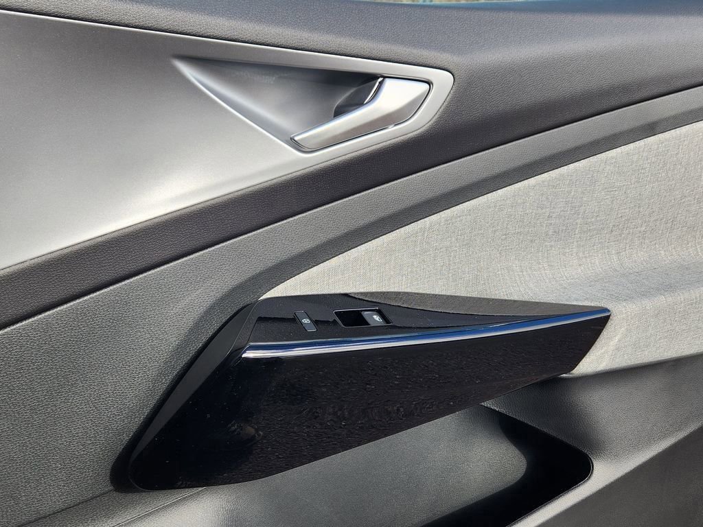 New 2026 Volkswagen ID.4 Pro AWD/4WD image 22