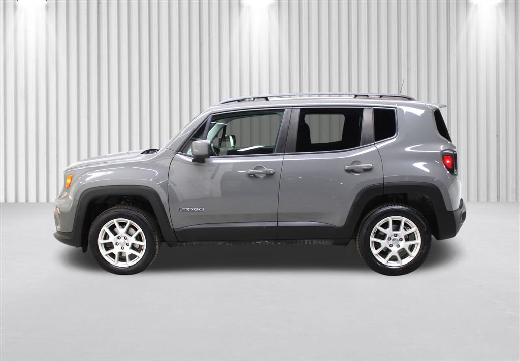 Used 2020 Jeep Renegade Latitude w/ Cold Weather Group image 7