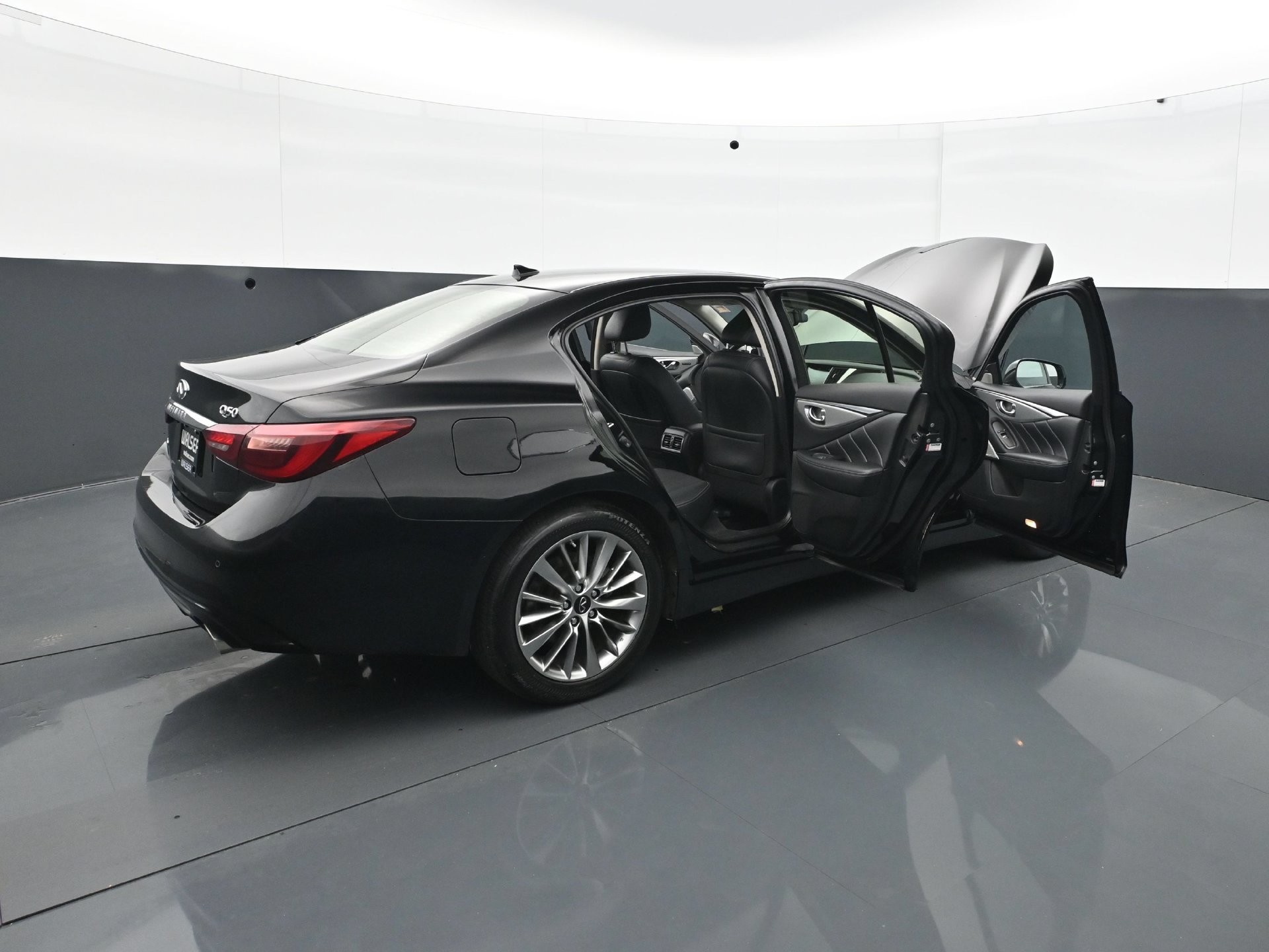 Used 2024 INFINITI Q50 Luxe AWD/4WD image 32