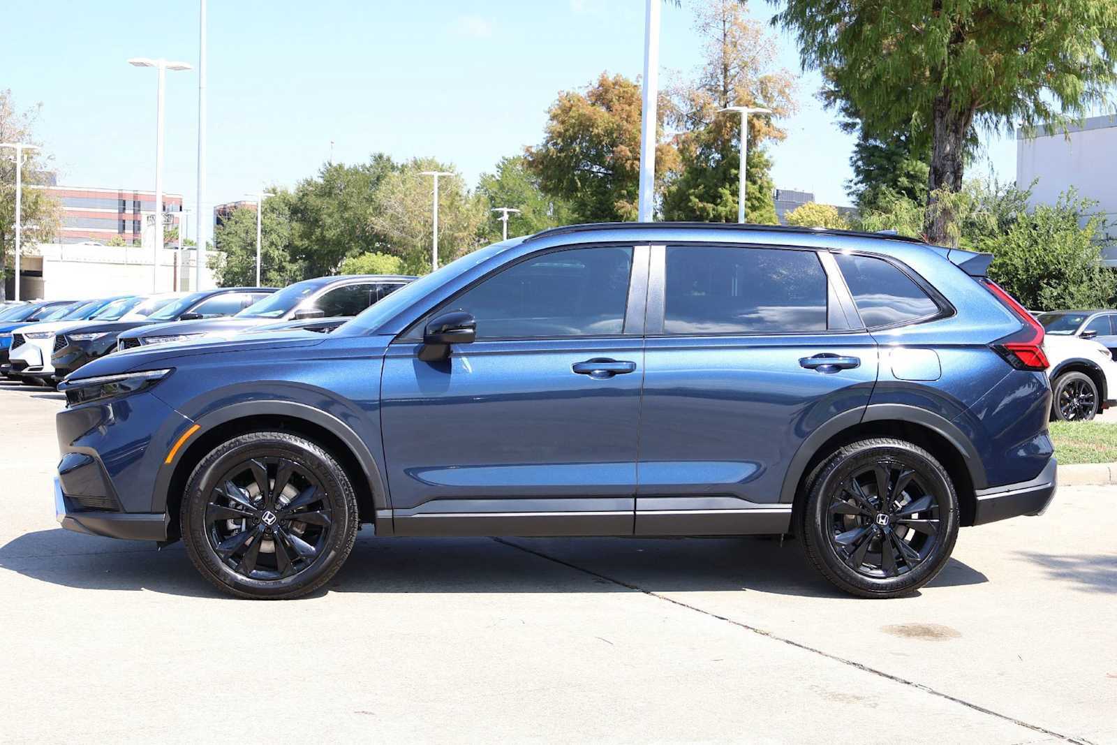 Used 2026 Honda CR-V Sport Touring image 3