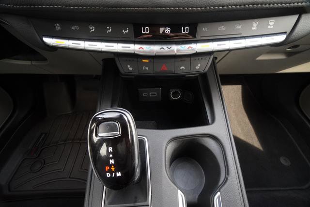 Used 2023 Cadillac XT4 Premium Luxury w/ Cold Weather Package FWD image 19