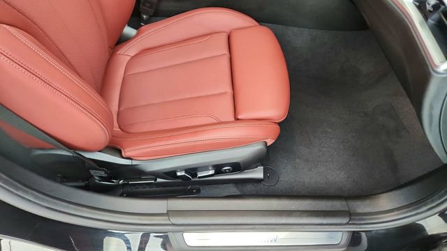 Used 2025 BMW 330i Sedan RWD image 22