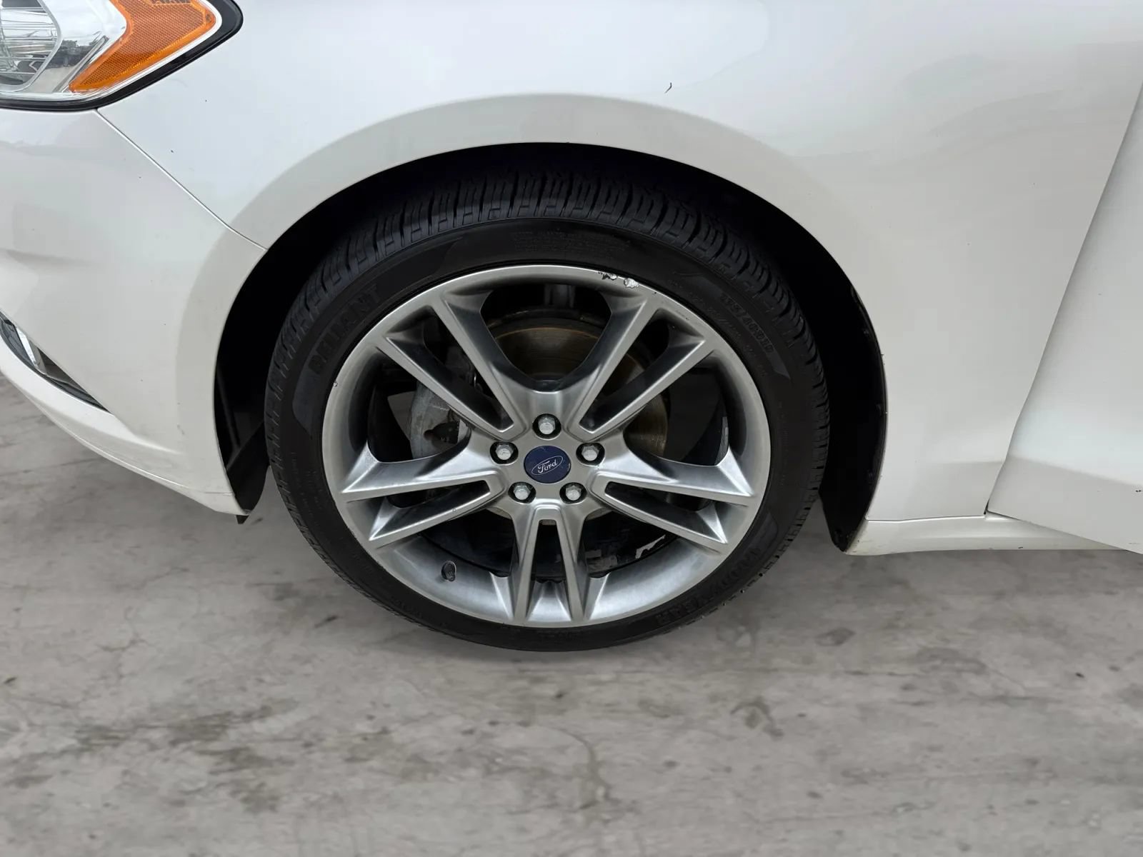Used 2016 Ford Fusion Titanium FWD image 43