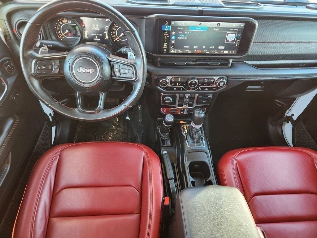Used 2024 Jeep Wrangler Unlimited Rubicon 392 image 15