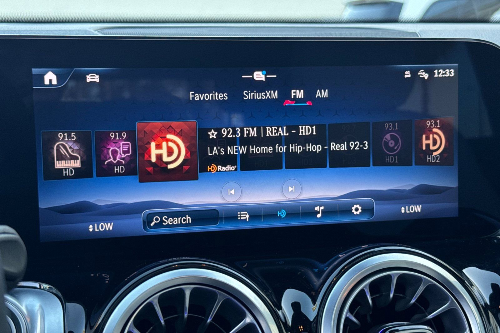 Certified 2025 Mercedes-Benz GLB 250 image 21