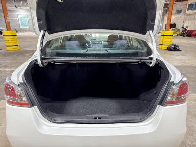 Used 2015 Nissan Altima 2.5 S w/ Power Driver Seat Package FWD image 10