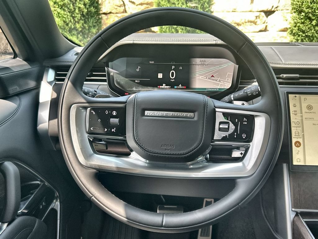 New 2026 Land Rover Range Rover Long Wheelbase SE AWD/4WD image 23