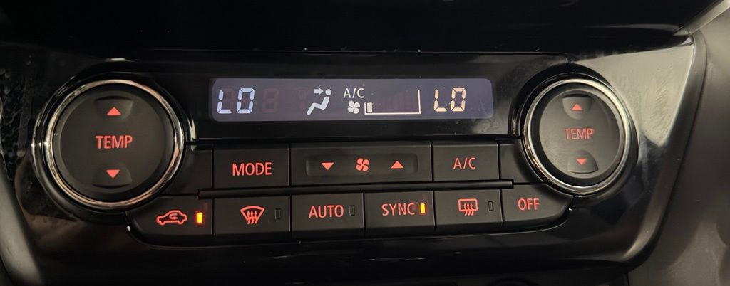 Used 2018 Mitsubishi Eclipse Cross SEL AWD/4WD image 20