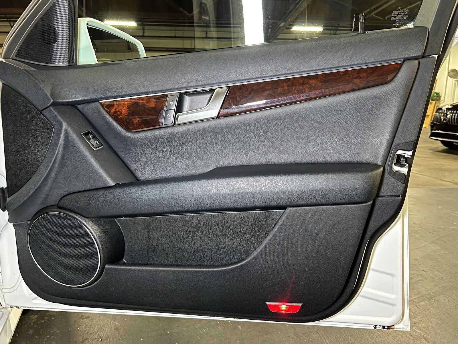 Used 2014 Mercedes-Benz C 250 Sedan image 10