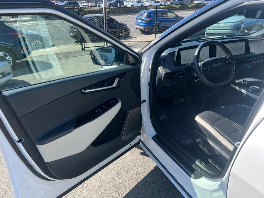 Used 2023 Kia EV6 GT-Line image 9