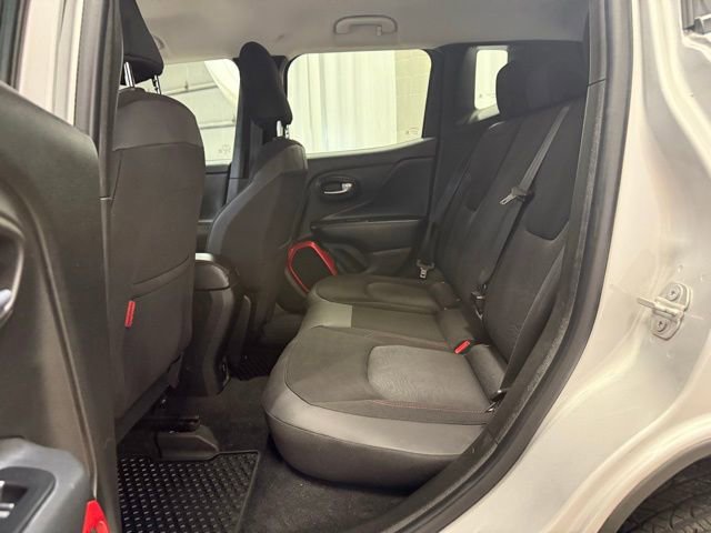 Used 2017 Jeep Renegade Trailhawk image 21