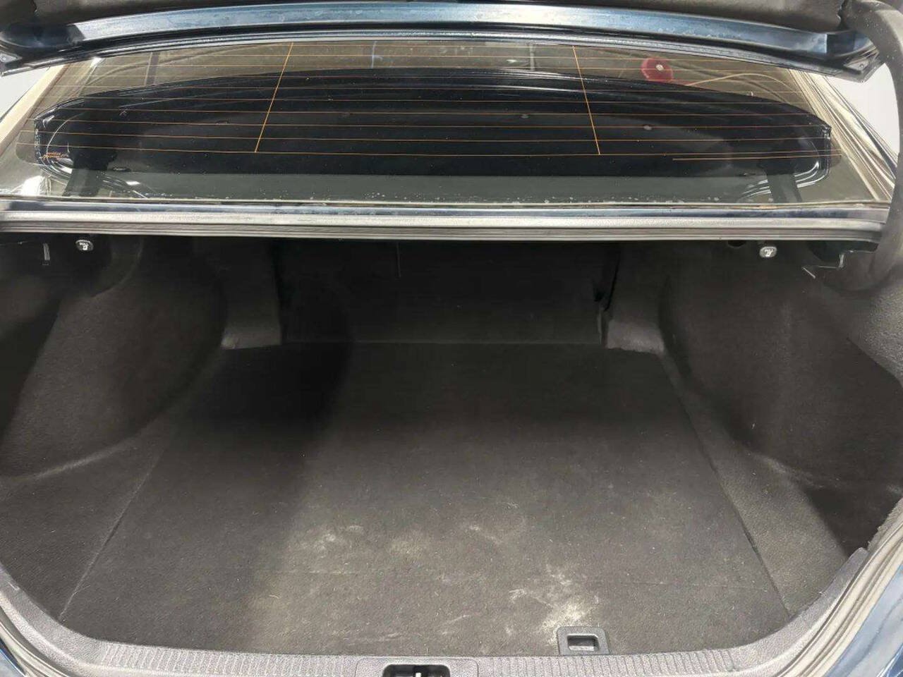 Used 2021 Toyota Camry SE FWD image 6