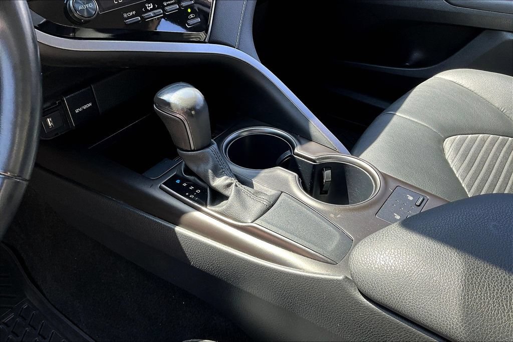 Used 2024 Toyota Camry SE FWD image 18