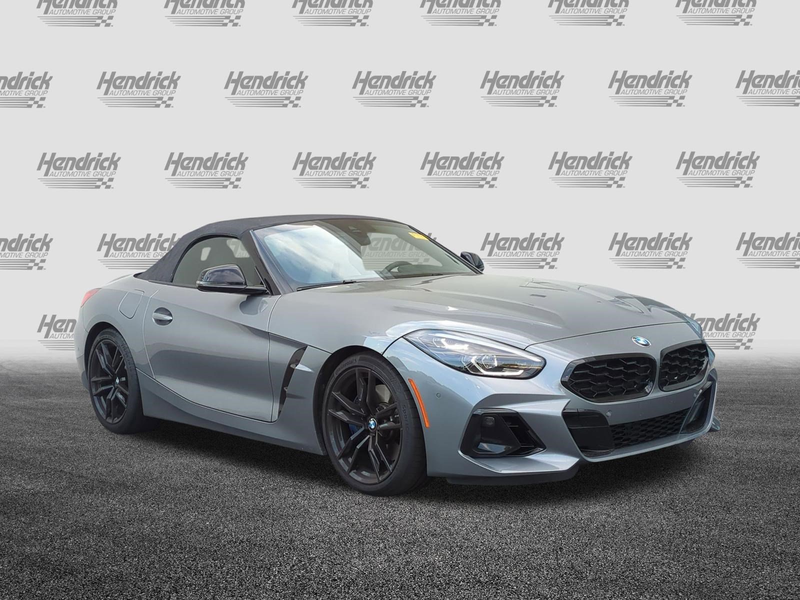 Used 2024 BMW Z4 M40i w/ Premium Package RWD image 2