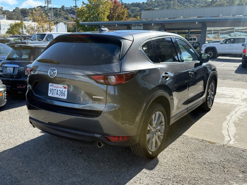 Used 2021 MAZDA CX-5 Grand Touring image 5