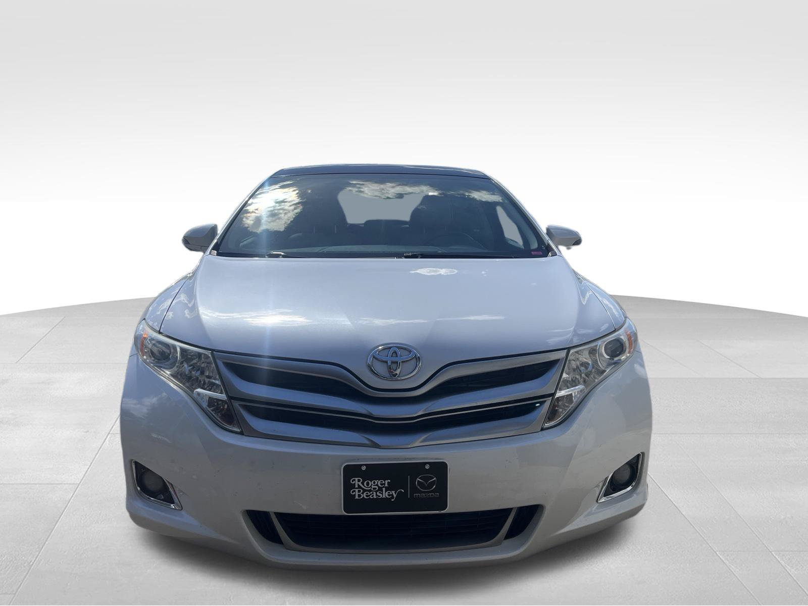 Used 2015 Toyota Venza XLE w/ XLE Premium Package FWD image 2