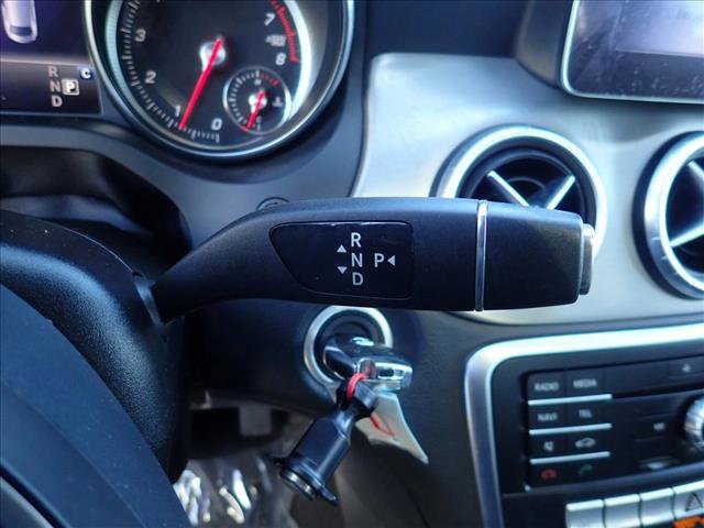 Used 2018 Mercedes-Benz CLA 250 4MATIC image 16