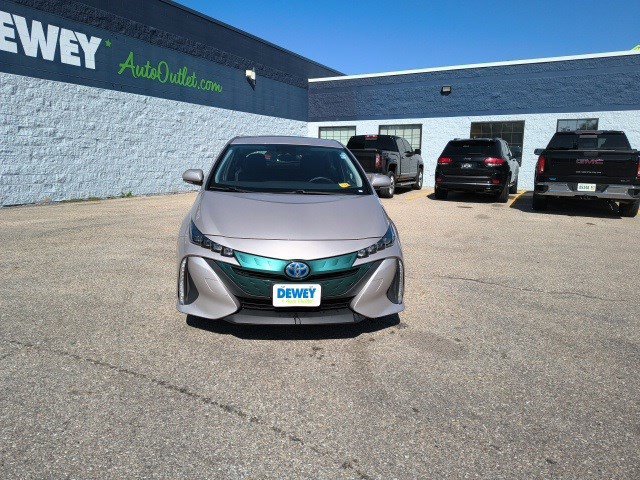 Used 2017 Toyota Prius Prime Plus image 9