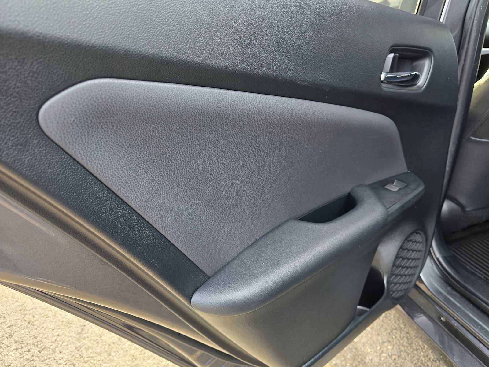 Used 2021 Toyota Prius Prime XLE image 19