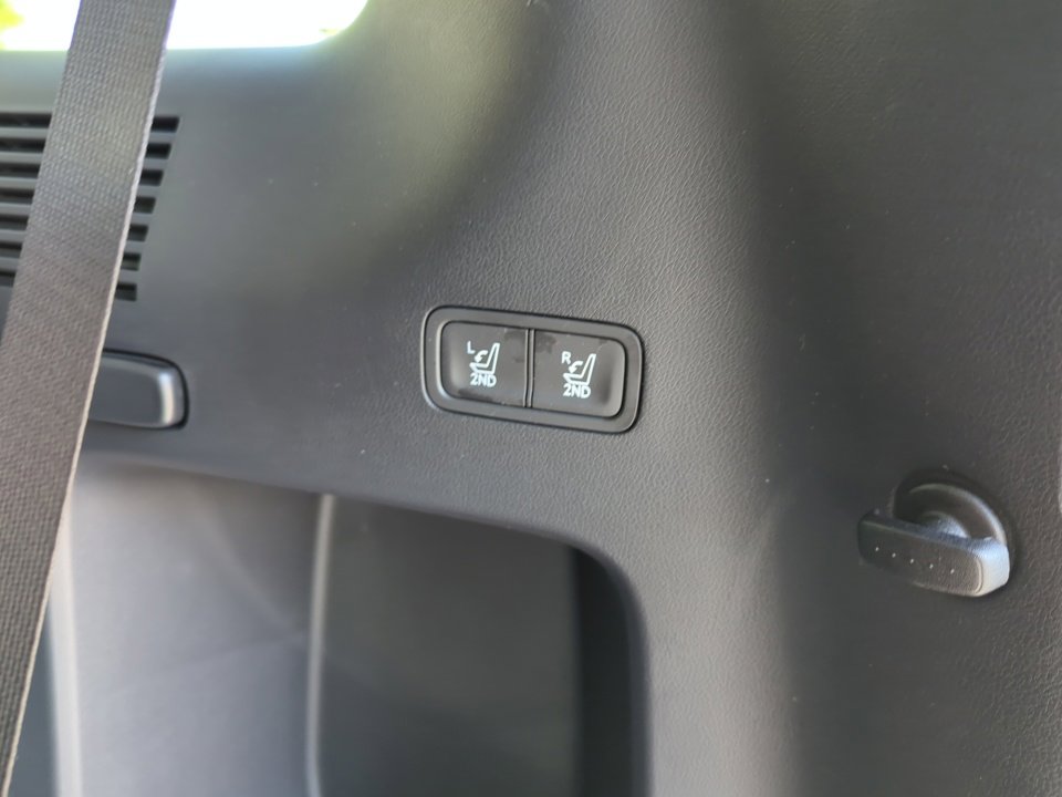Used 2026 Hyundai Santa Fe SE AWD/4WD image 32