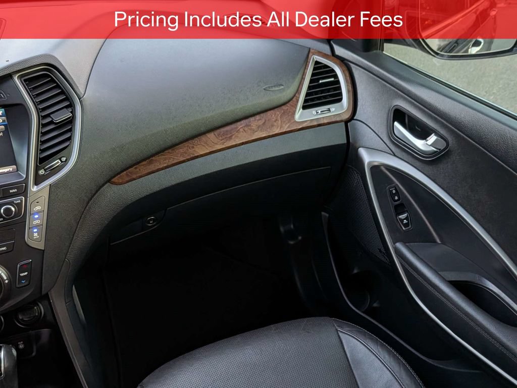 Used 2018 Hyundai Santa Fe Limited FWD image 17