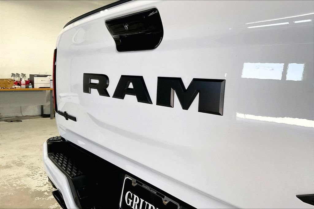 Used 2025 RAM 1500 Lone Star AWD/4WD image 39