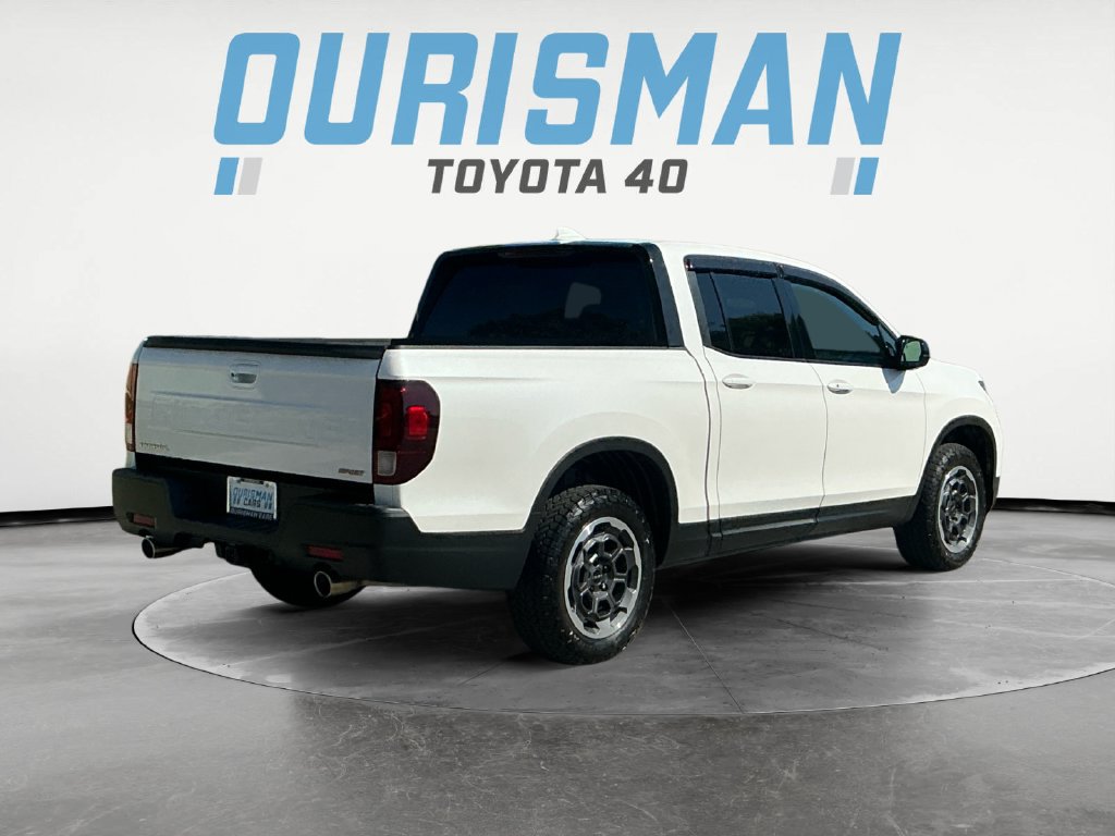 Used 2024 Honda Ridgeline Sport image 7