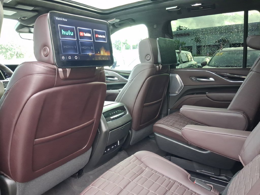 Used 2024 Cadillac Escalade V w/ Heavy-Duty Trailer Package AWD/4WD image 12