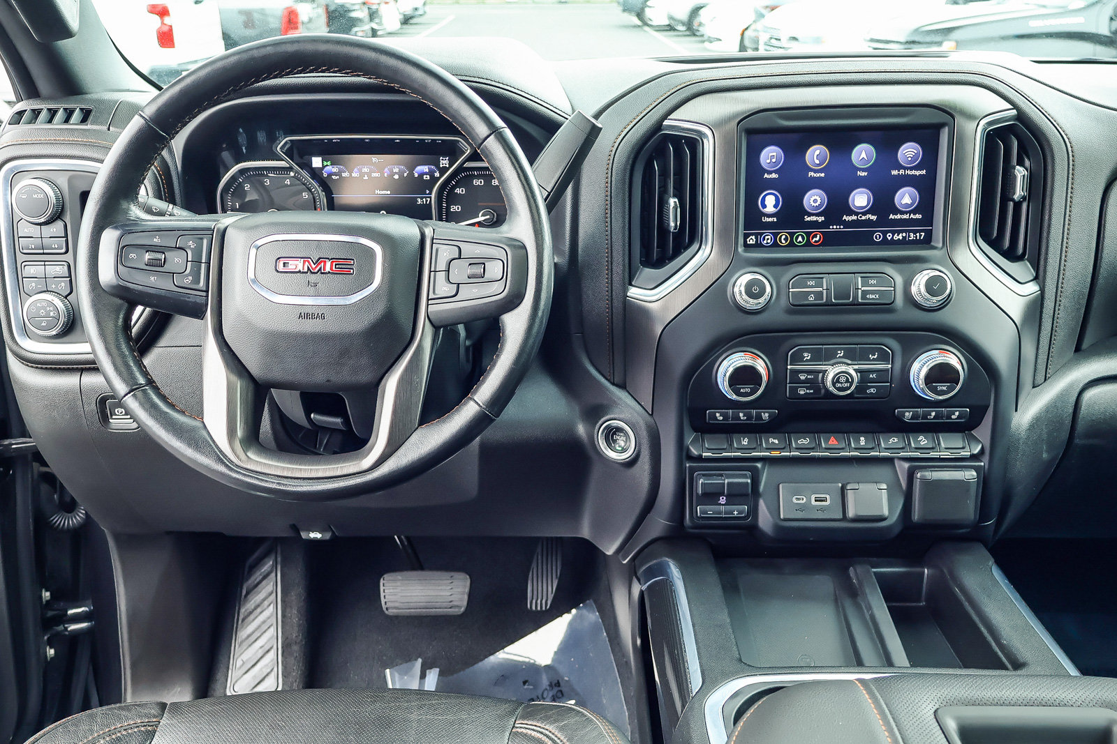 Used 2020 GMC Sierra 2500 AT4 w/ AT4 Premium Package AWD/4WD image 3