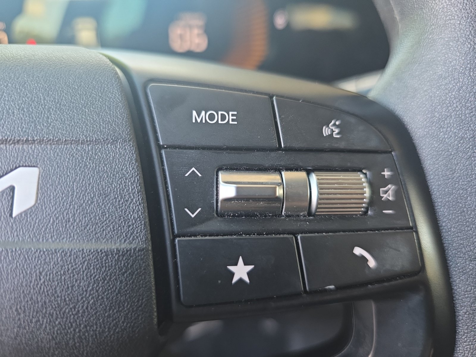Certified 2025 Kia K4 FWD image 23