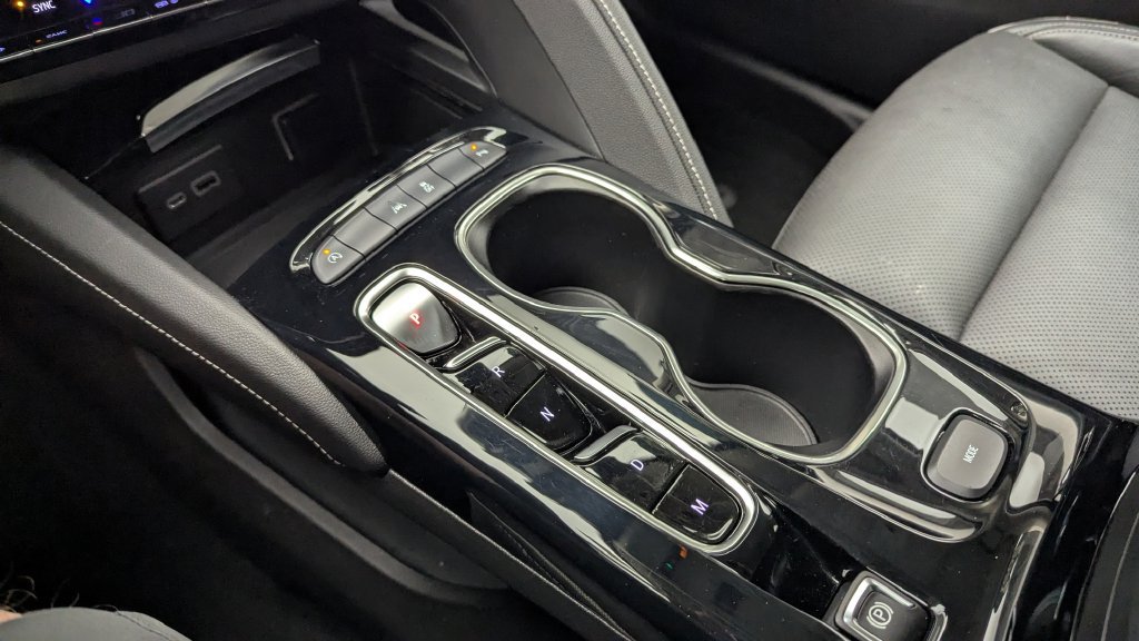 Used 2021 Buick Envision Essence FWD image 19