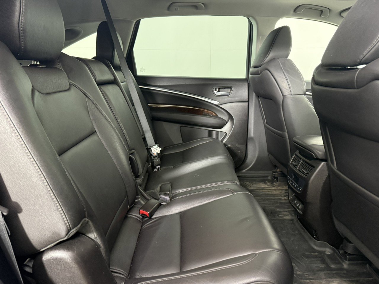 Used 2017 Acura MDX SH-AWD w/ Technology Package image 14