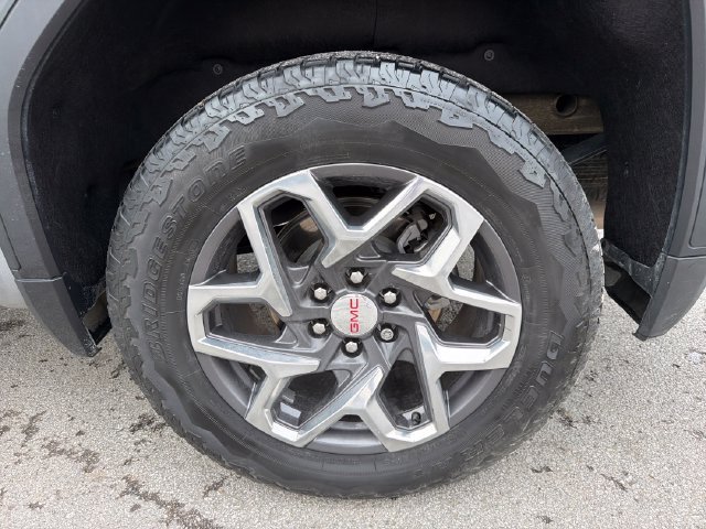 Used 2023 GMC Sierra 1500 SLT w/ SLT Premium Package AWD/4WD image 31