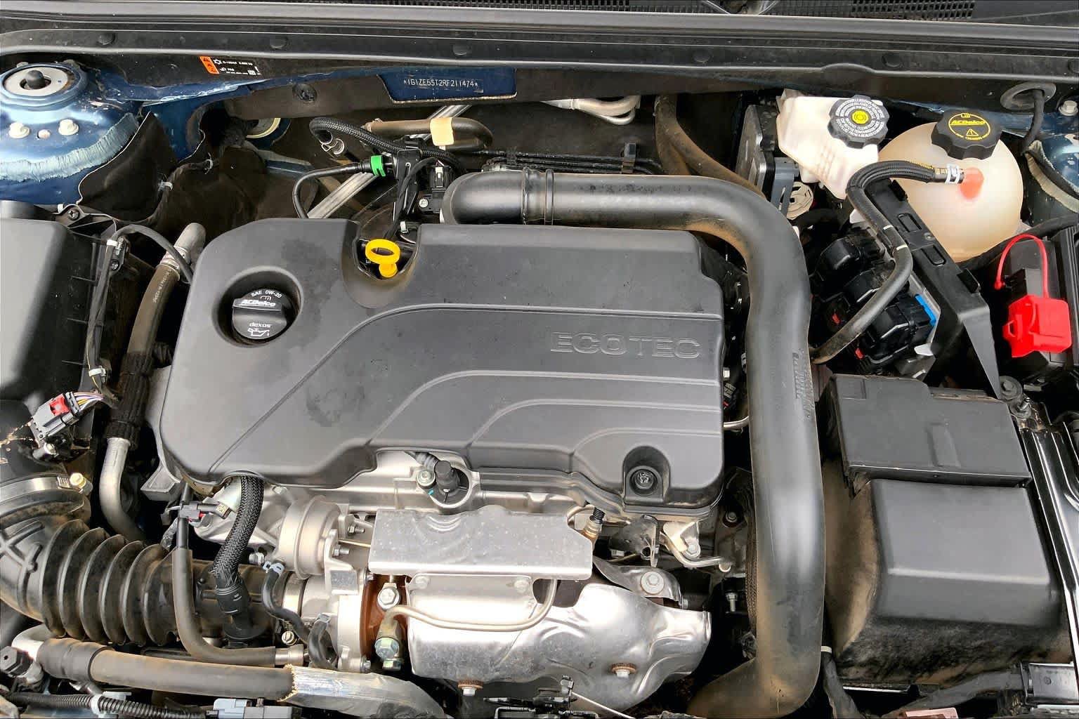 Used 2024 Chevrolet Malibu LT FWD image 32