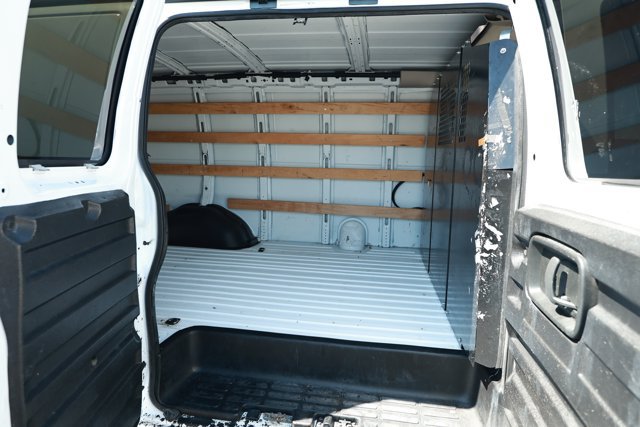 Used 2021 Chevrolet Express 2500 w/ Driver Convenience Package RWD image 6