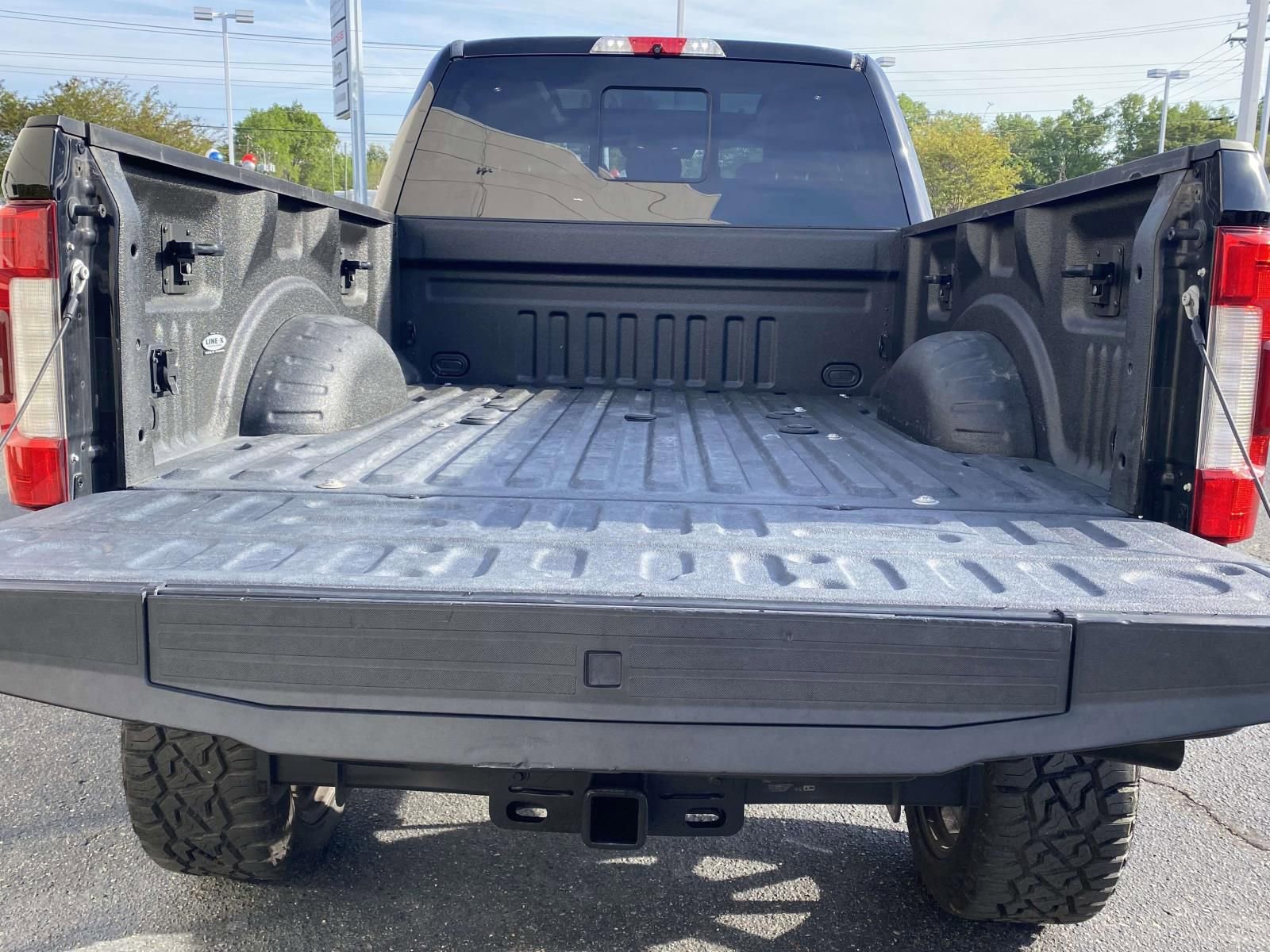 Used 2019 Ford F250 Limited image 9