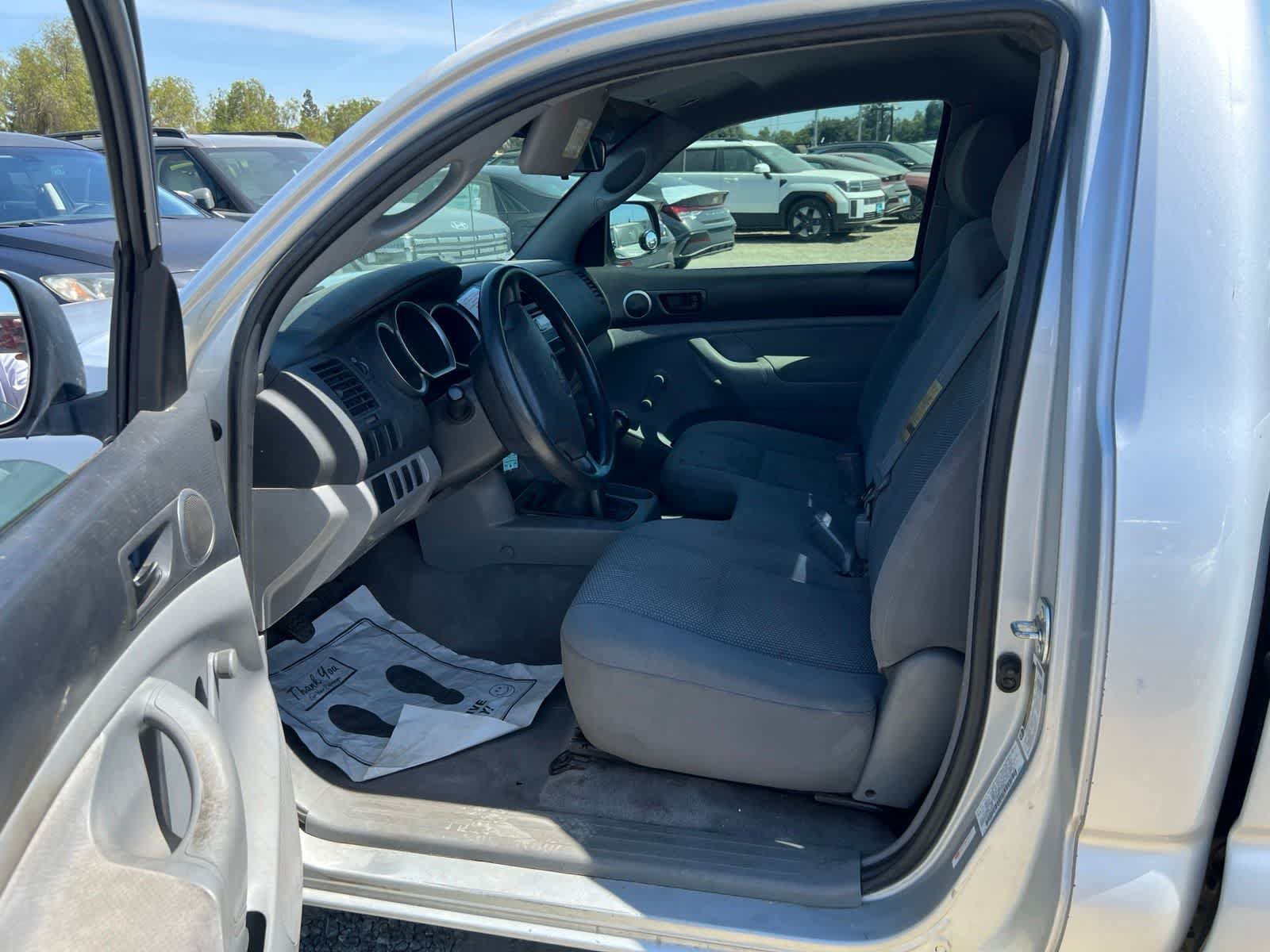 Used 2005 Toyota Tacoma 2WD Regular Cab w/ Enhancement Pkg image 13