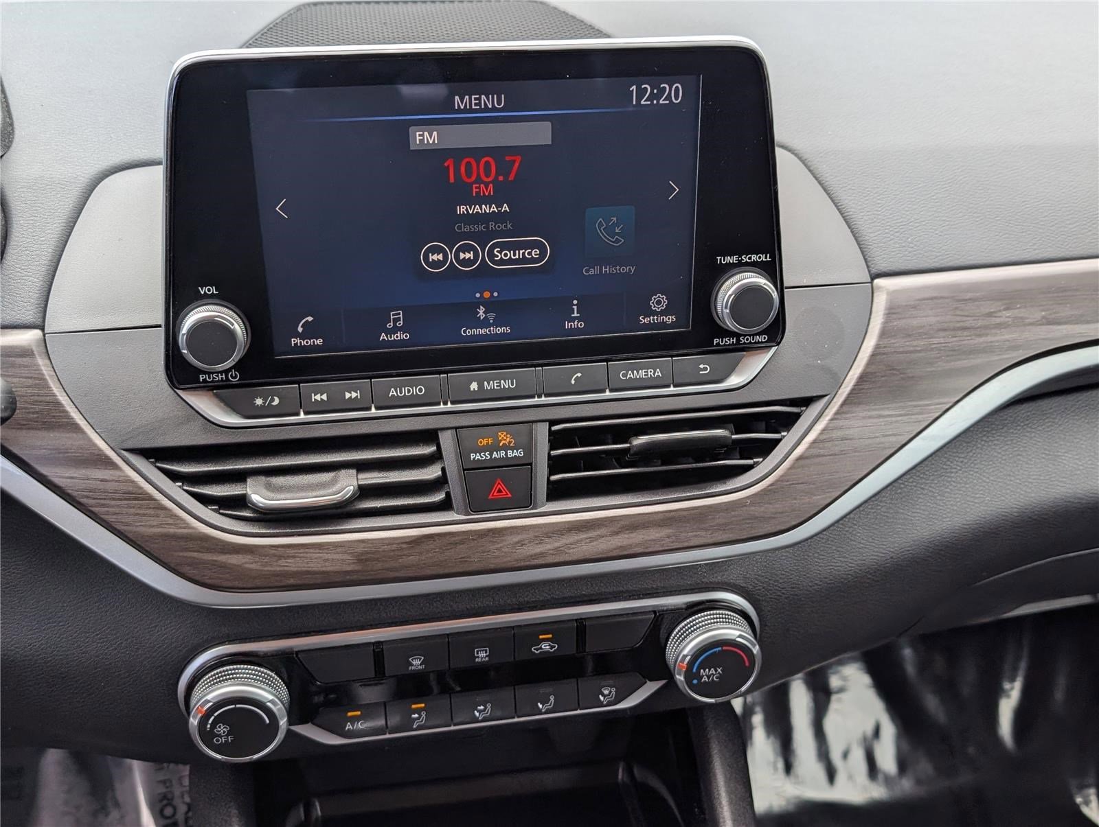 Used 2024 Nissan Altima 2.5 SV image 26