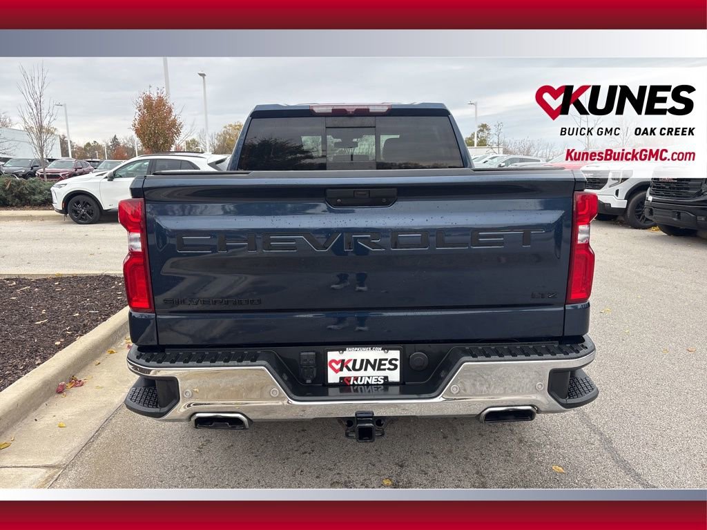 Used 2020 Chevrolet Silverado 1500 LTZ w/ LTZ Premium Package image 5