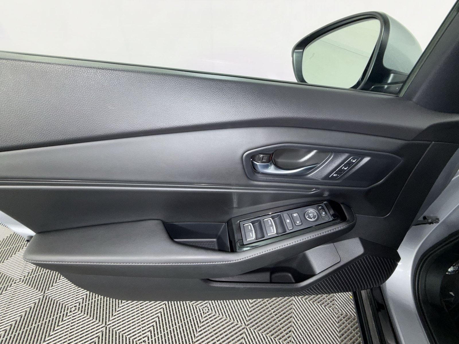 Used 2024 Honda Accord Touring image 15