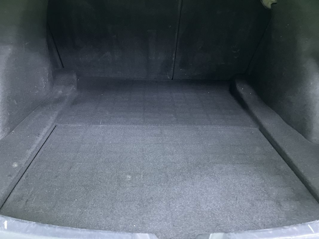 Used 2018 Tesla Model 3 Long Range RWD image 16