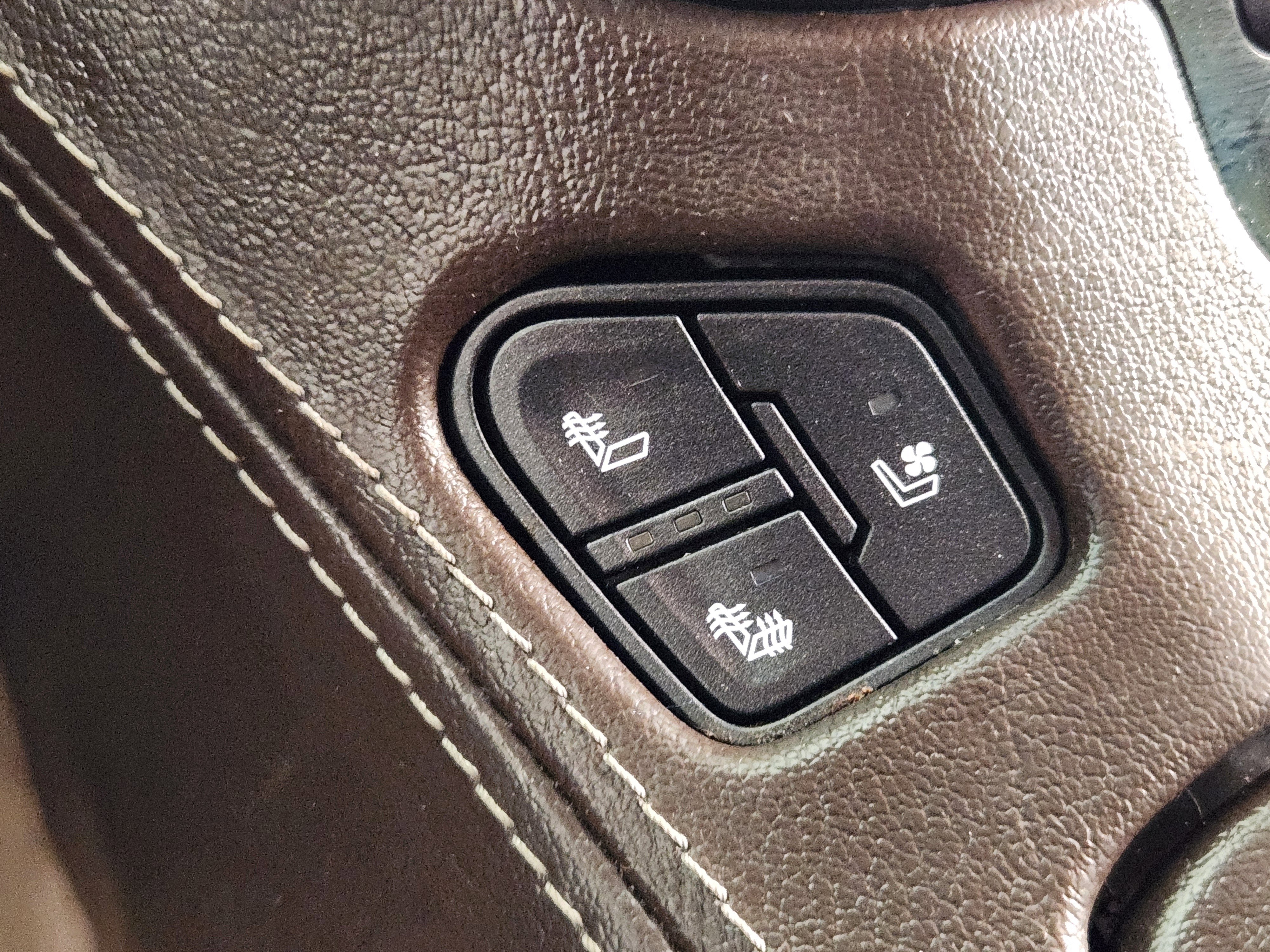 Certified 2019 Chevrolet Tahoe Premier w/ Max Trailering Package image 21